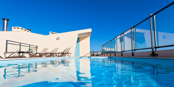 Proyectos Construcción de Piscinas en Girona · Piscinas en Áticos